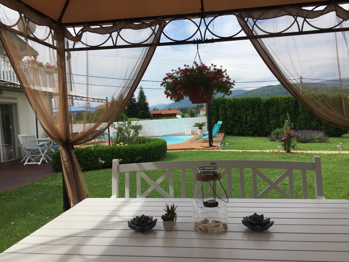 Pool Apartments Plitvice Lakes Grabovac  Bagian luar foto