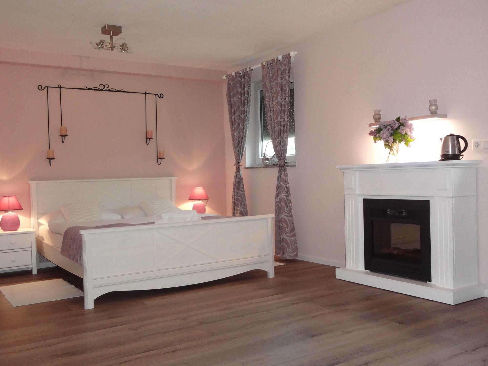 Pool Apartments Plitvice Lakes Grabovac  Bagian luar foto