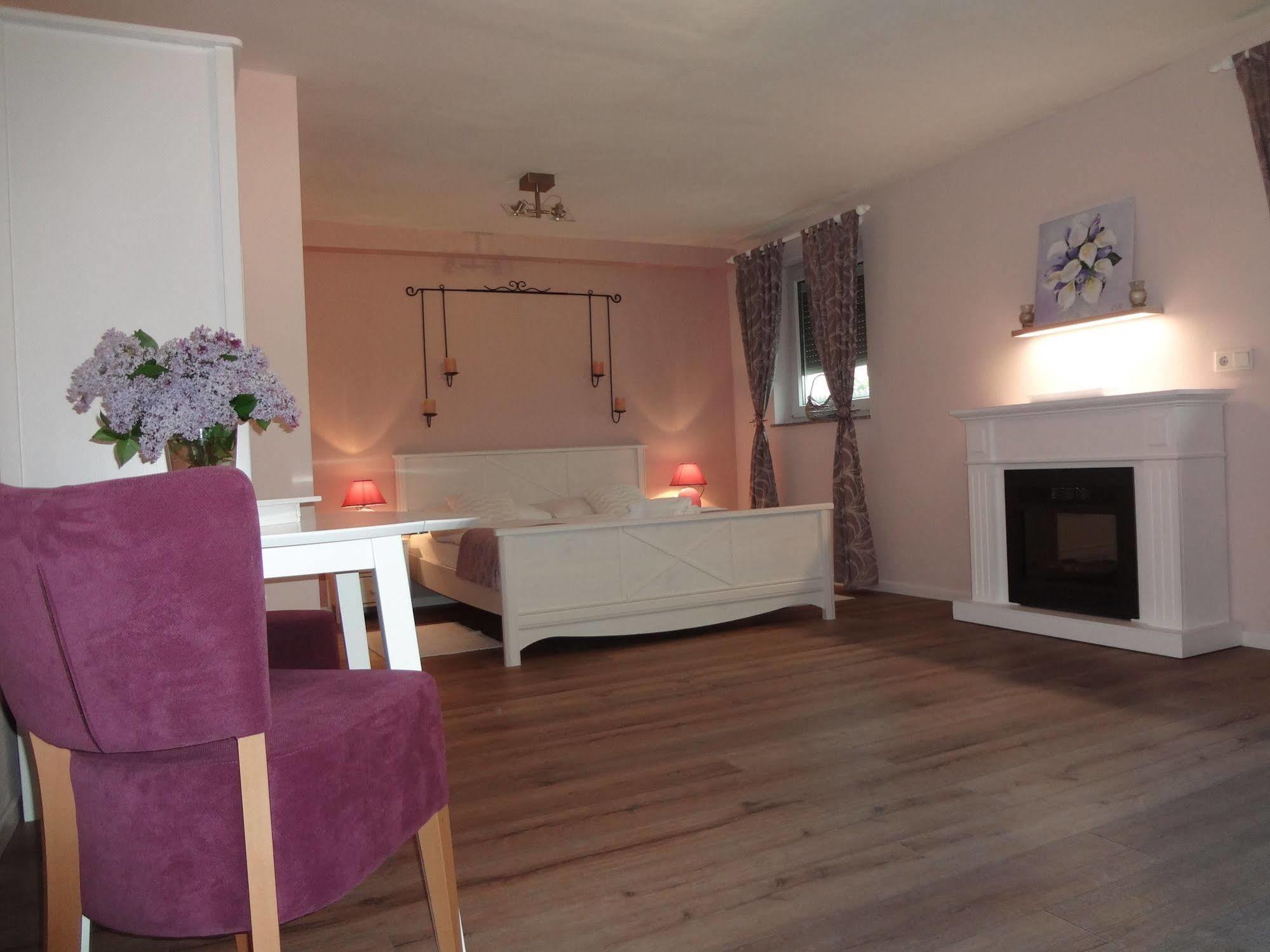 Pool Apartments Plitvice Lakes Grabovac  Bagian luar foto