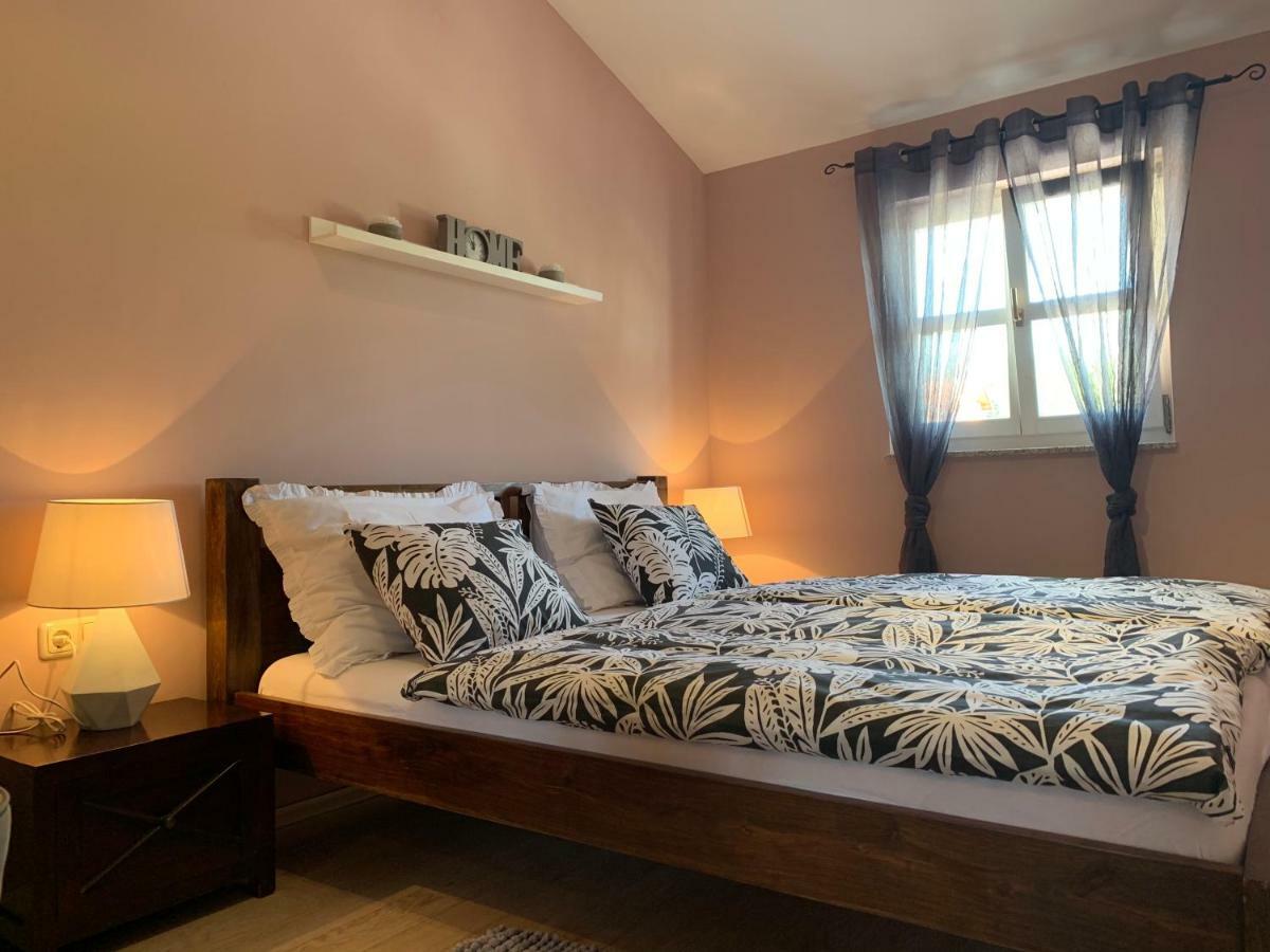 Pool Apartments Plitvice Lakes Grabovac  Bagian luar foto