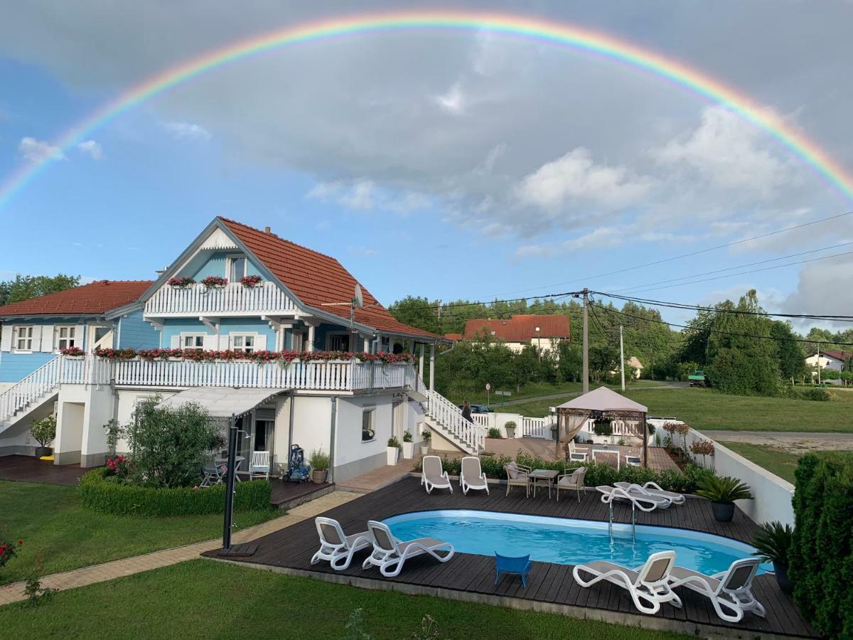 Pool Apartments Plitvice Lakes Grabovac  Bagian luar foto